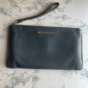Authentic Micheal Kors wristlet